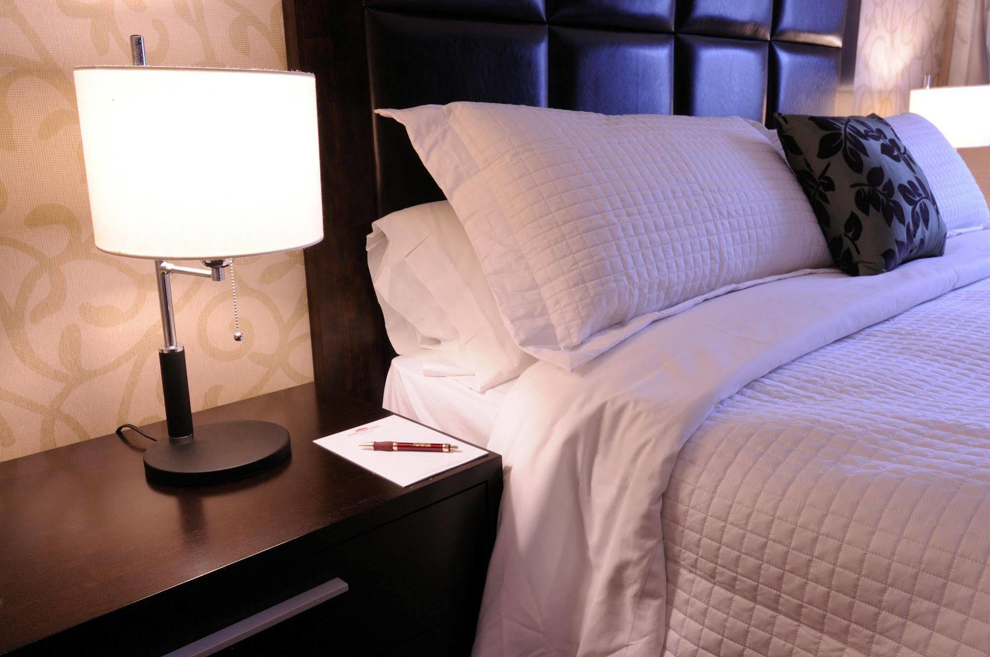 Fairfield Inn By Marriott Montreal Downtown Eksteriør billede