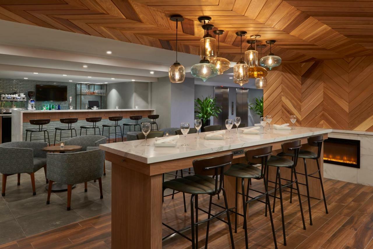 Fairfield Inn By Marriott Montreal Downtown Eksteriør billede