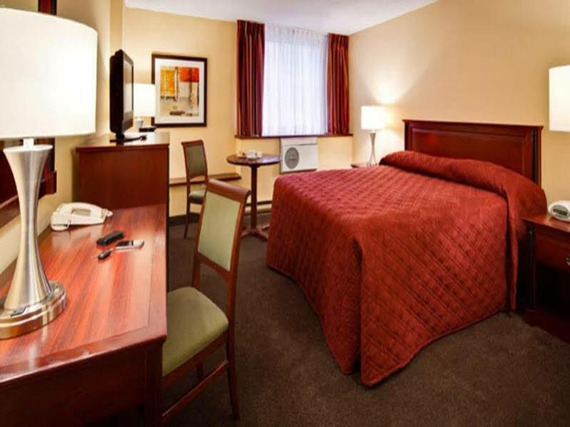 Fairfield Inn By Marriott Montreal Downtown Eksteriør billede